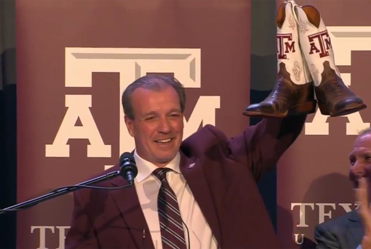Reports: Texas A&M coach Jimbo Fisher being given a raise, extension - Vimarsana News
